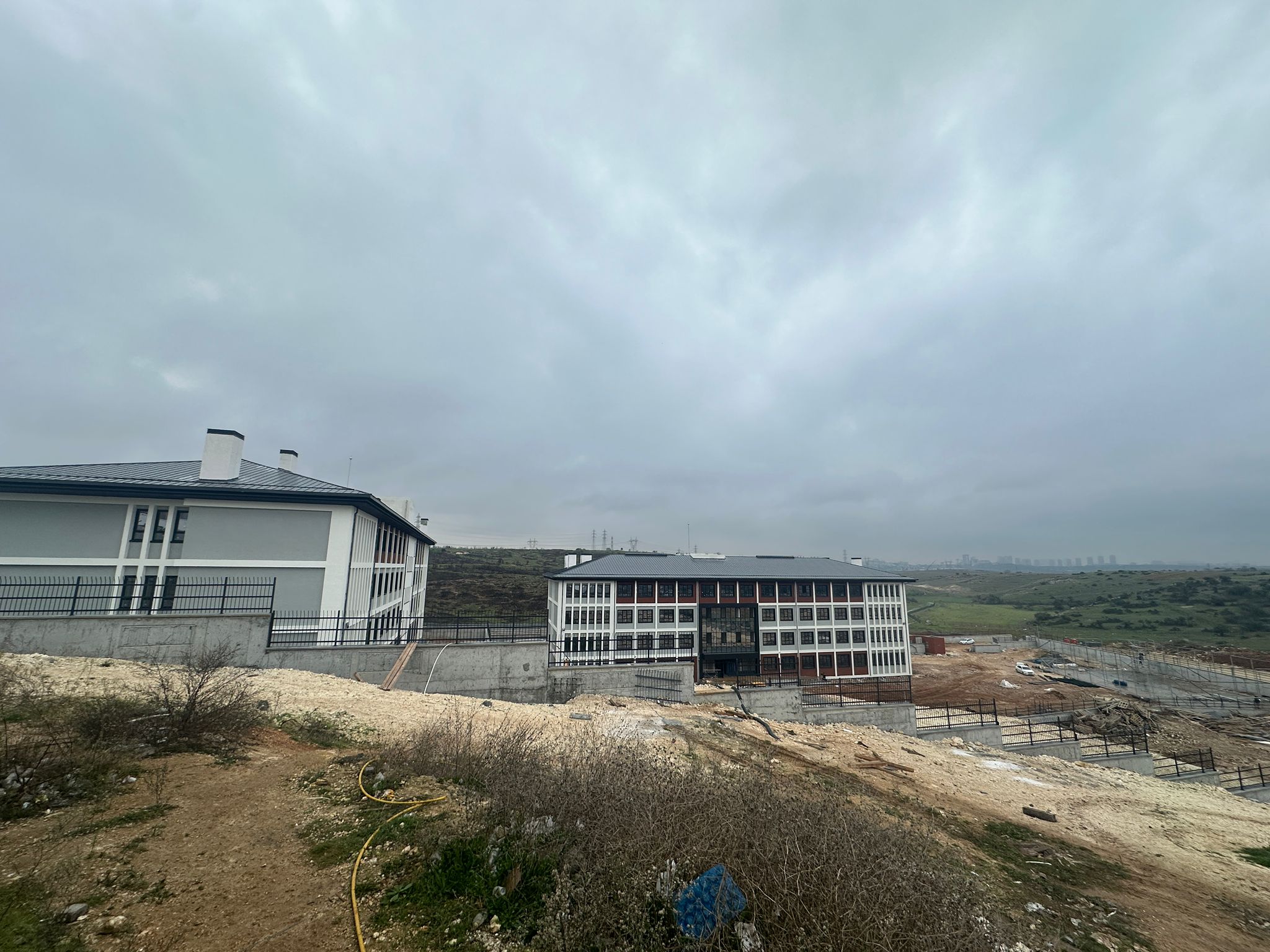 Kayaşehir 2 Adet 32 Derslik Okul İnşaatı fotoğrafı